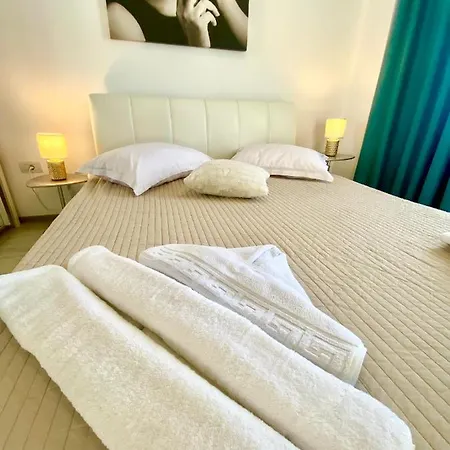 Teissey Blue Apartment Navodari
